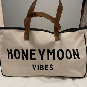 Honeymoon Vibes bag